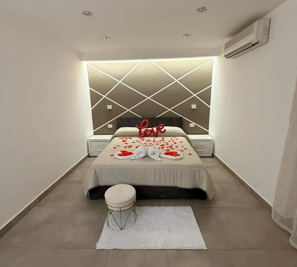 Fz House Vila Catânia 0*,